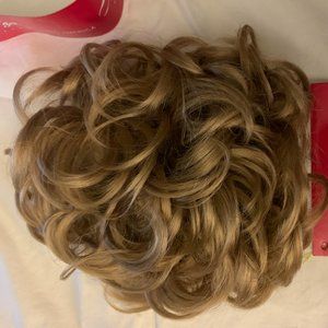 Mona Lisa Bun Wig – Golden Blond